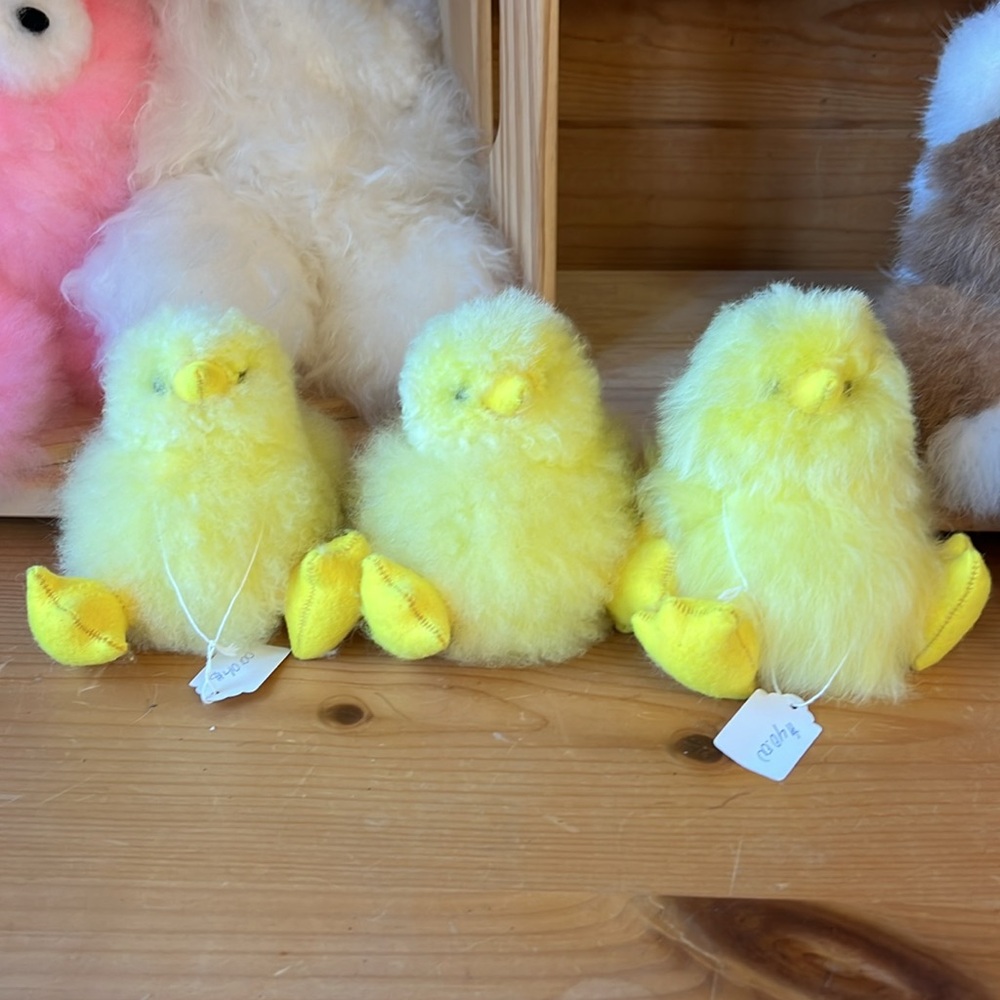 032. Yellow Plush Chick Toy alpaca fur - Picture 5 of 5